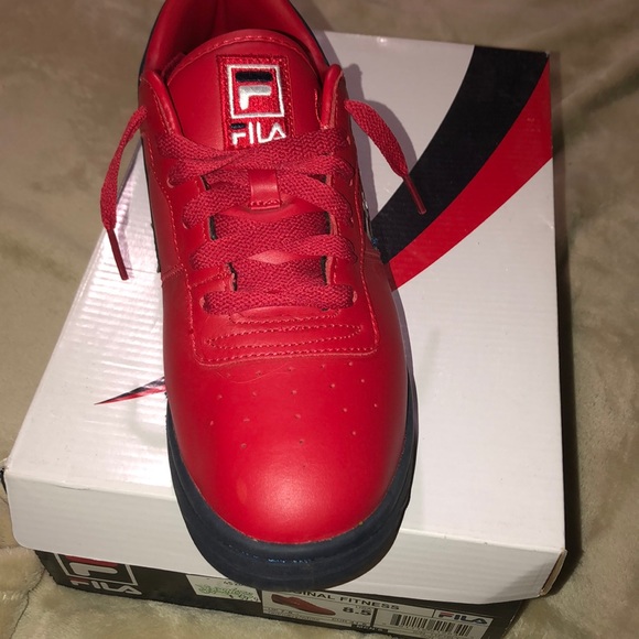 Fila Shoes👀 - Picture 2 of 3